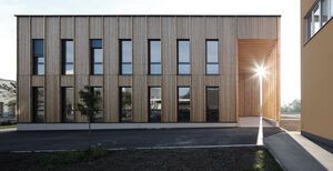 Instituts- und Laborgebäude für Agrarbiotechnologie
