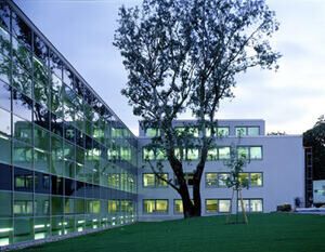 Lauder Chabad Campus