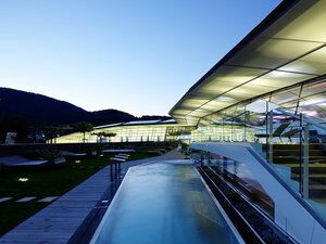 Sport- und Wellnessbad Eggenberg