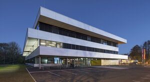 Neue Mittelschule 1 und Landesmusikschule Schwanenstadt