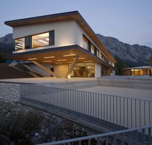Gemeindezentrum und Feuerwehr Steinbach am Attersee