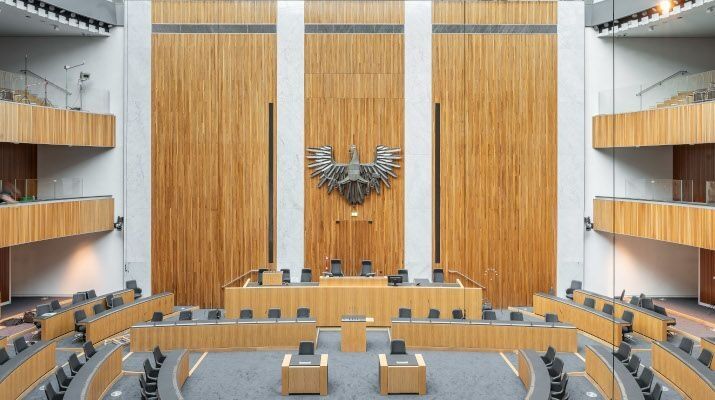 Trend zu Eichen Furnier hält an