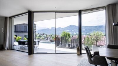 Eleganz trifft grenzenlose Sicht