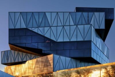 THERM+ Stahlfassade