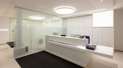 Gute Raumakustik in Arztpraxis schafft Wohlgefühl & Diskretion