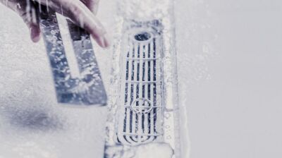 Bodeneben, puristisch, funktional