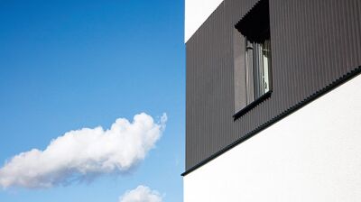 Vorzeigeprojekt: Plusenergie-Bürogebäude