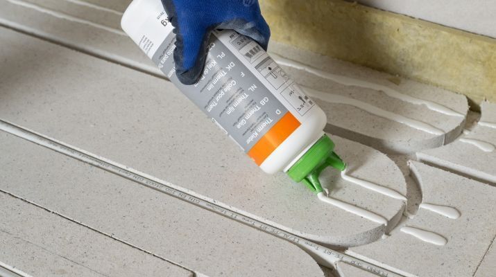 fermacell™ Therm Kleber: Effizienter Heizungsbau