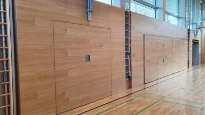 Prallwandsystem: Fugenlos geschlossene Wandverkleidung für Sporthallen